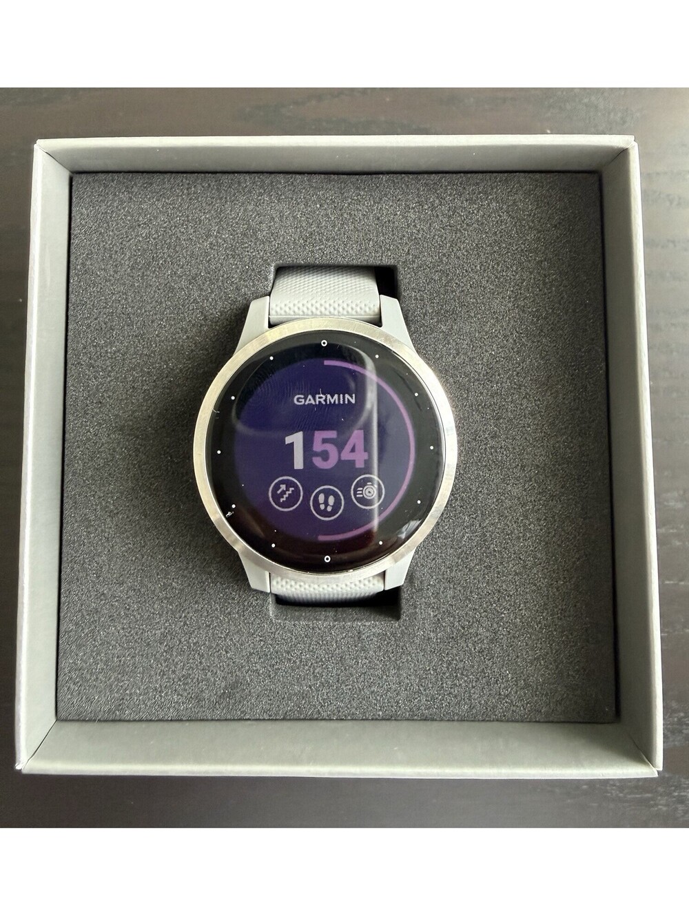 Garmin Vivoactive 4S GPS Smartwatch 40mm Silver Powder Gray - Great Condition